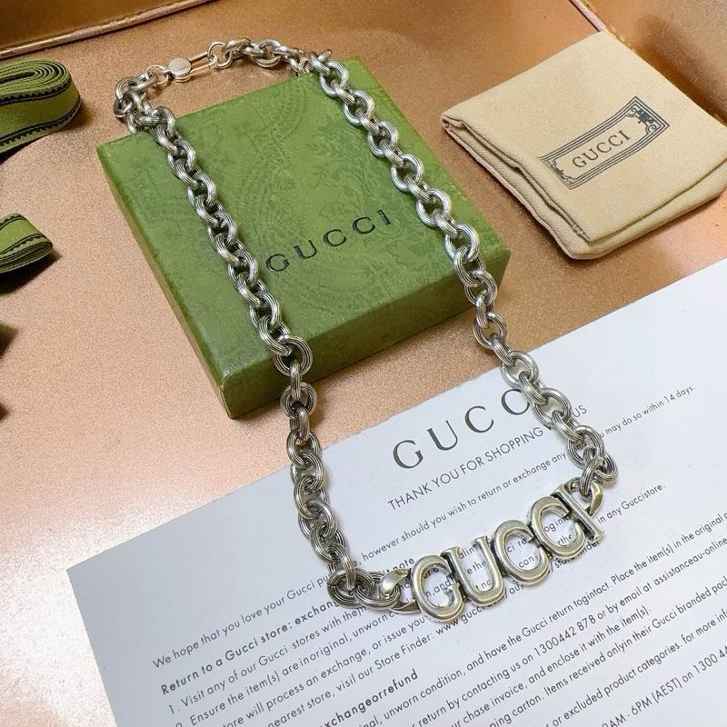 Gucci Necklace 10yxx250